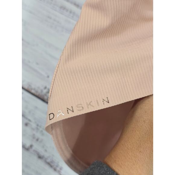 Danskin underwire dusty rose color bra with lace detail size 38DD - Picture 4 of 5